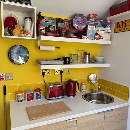 Cherry Cottage Retro Stay, Stourport Extérieur photo