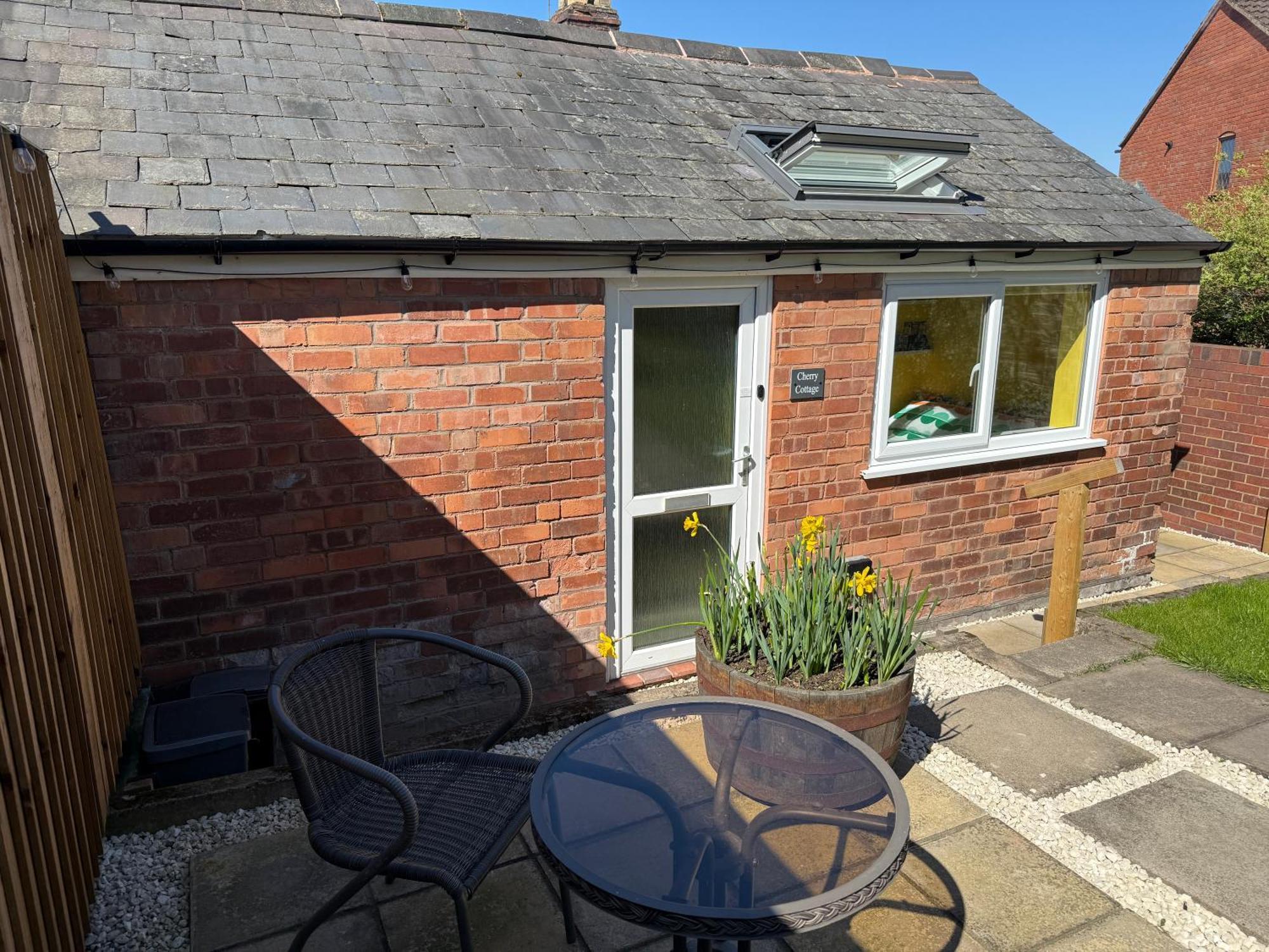 Cherry Cottage Retro Stay, Stourport Extérieur photo